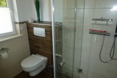 Bad WC - Dusche rechts
